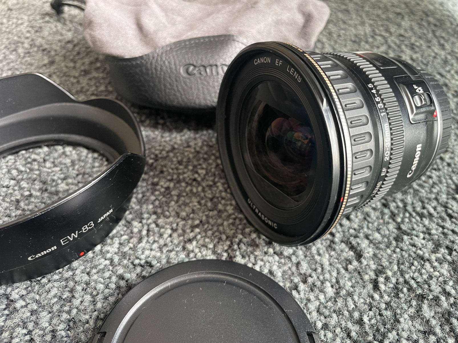 Canon ef 20-35mm usm 3.5-4.5, Gebruikt, Canon, Beschermhoes/tas, Canon EF