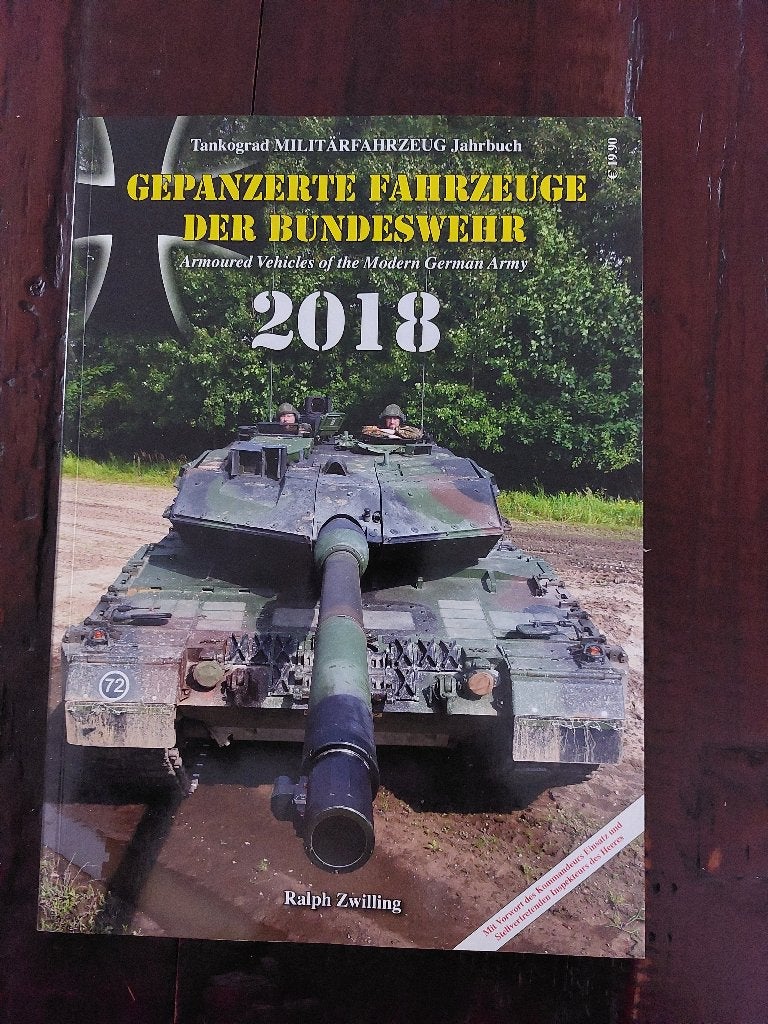 militair  voertuigen boek duitse tanks 2018, Ophalen of Verzenden, Niet van toepassing, Zo goed als nieuw, Landmacht