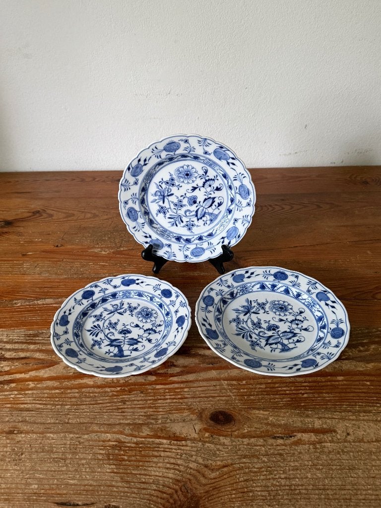 Borden - 3 antieke Georg Heufel Dresden – Zwiebelmuster, Ophalen of Verzenden