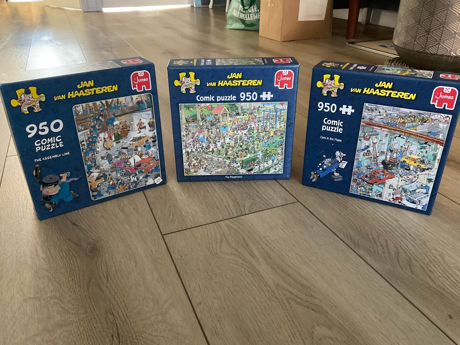 Jan van Haasteren puzzels: Assembly Line, Playground, Cars, Ophalen of Verzenden, 500 t/m 1500 stukjes, Zo goed als nieuw, Legpuzzel