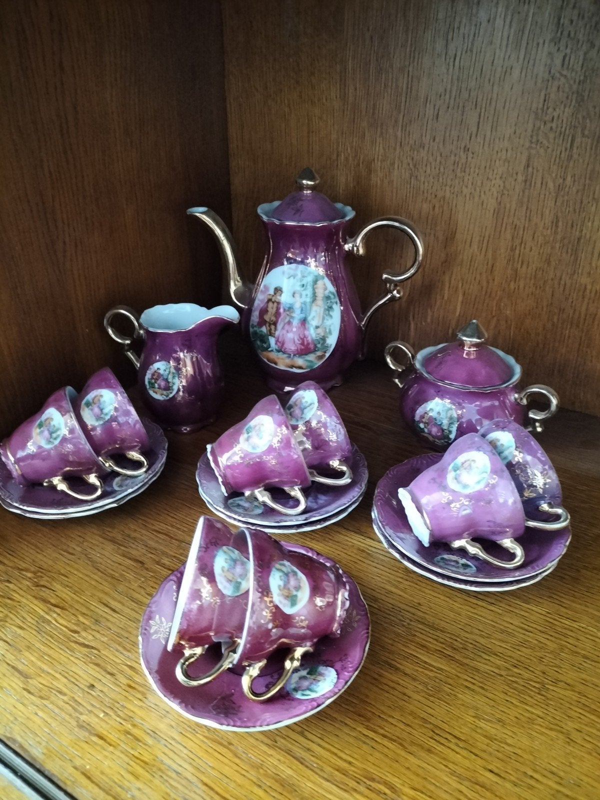 Antiek koffieservies - Paars met gouden details, Antiek en Kunst, Antiek | Servies compleet, Ophalen