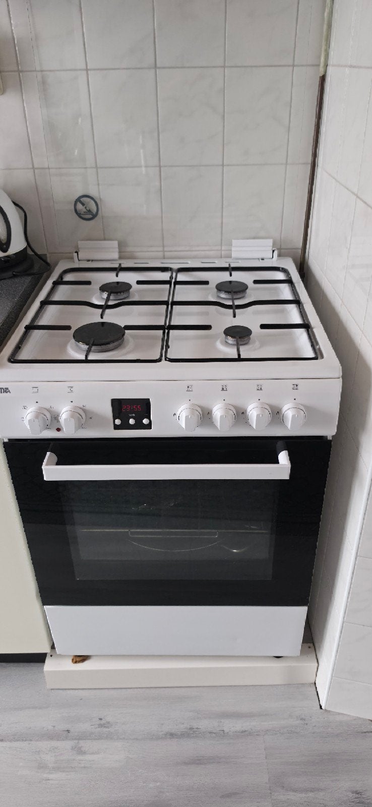Etna gasfornuis 4pits en elektrische oven, Ophalen, 4 kookzones, Gas, Vrijstaand