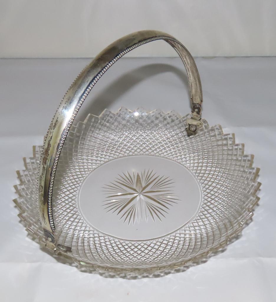 Antieke kristallen Biedermeier schaal met zilveren handvat, Antiek en Kunst, Verzenden
