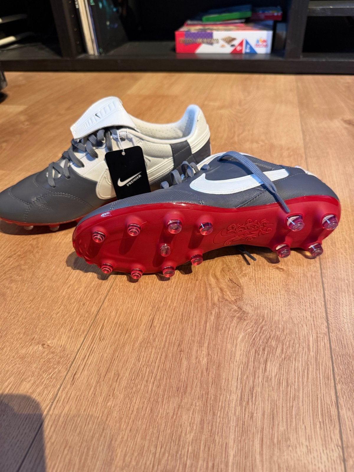 Nike Premier voetbalschoenen - Nieuw met kaartjes maat 39, Sport en Fitness, Voetbal, Ophalen, Maat XS of kleiner, Schoenen, Nieuw