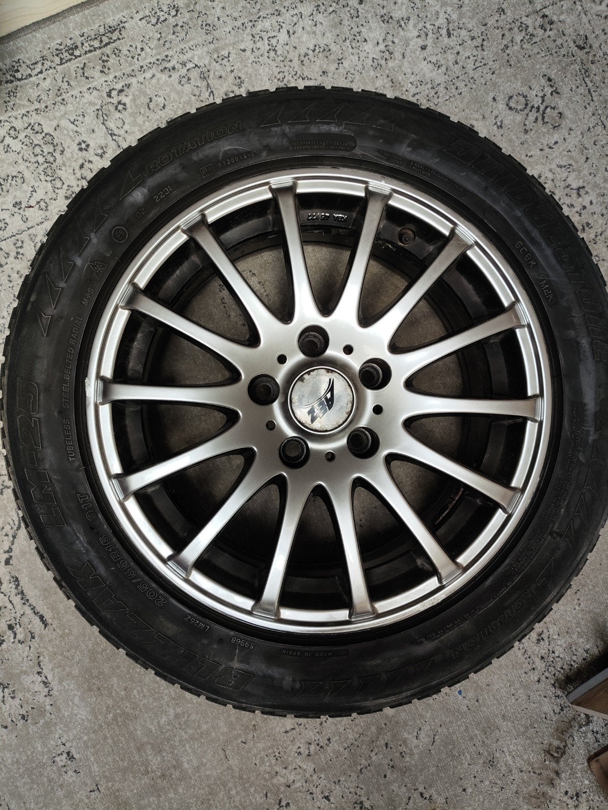 205/55r16 4 x met velg en 4 x los voor Honda Civic Hybrid 09, Ophalen, Honda