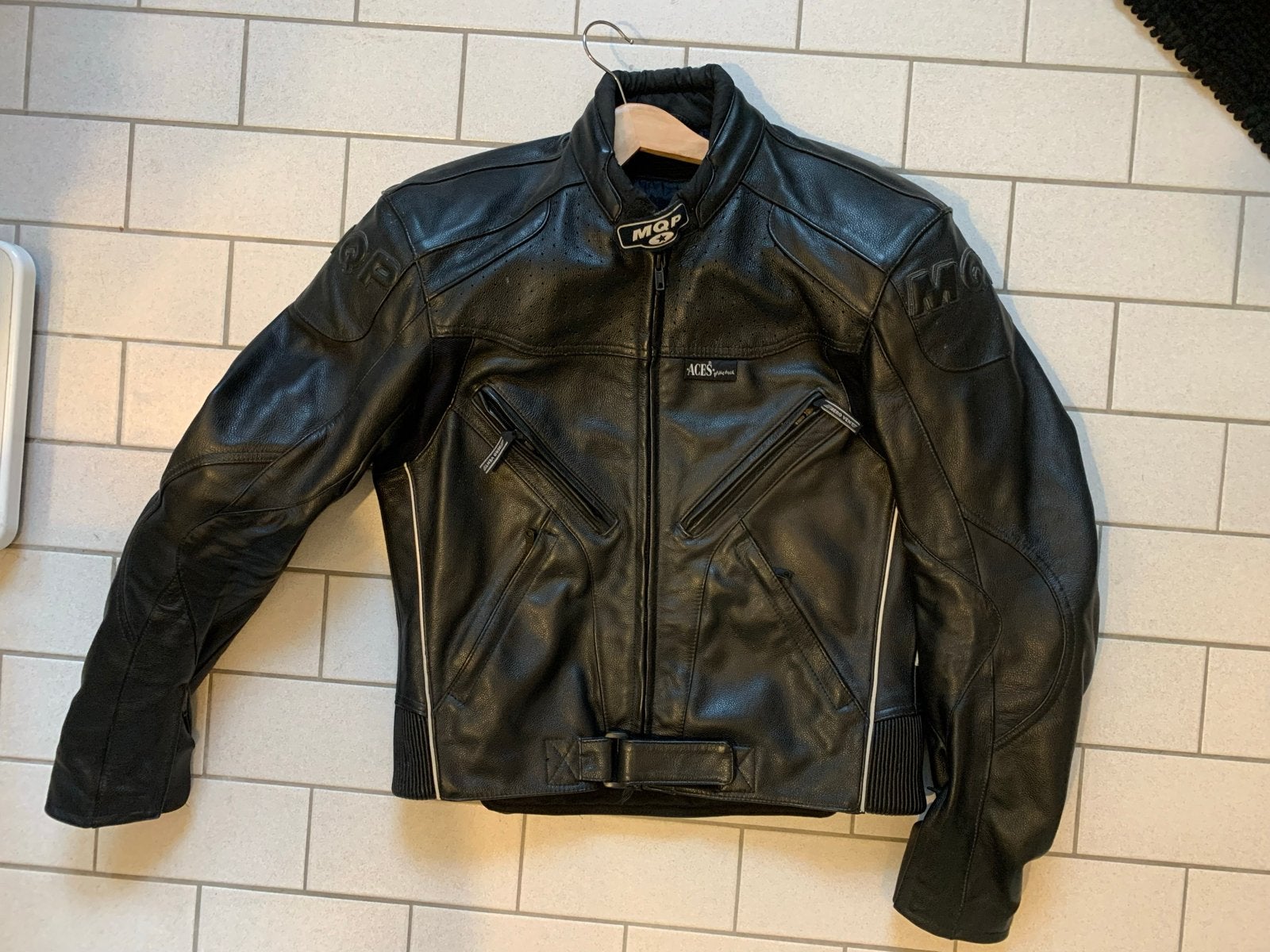 MQP motorpak (jas en broek) maat 50 + regenoverall, Motoren, Kleding | Motorkleding, Ophalen, Tweedehands, Heren, Jas | leer