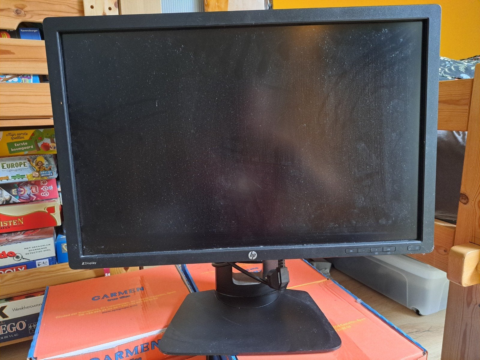 HP Z24i Monitor - Zo goed als nieuw, Ophalen, In hoogte verstelbaar, DisplayPort, Zo goed als nieuw