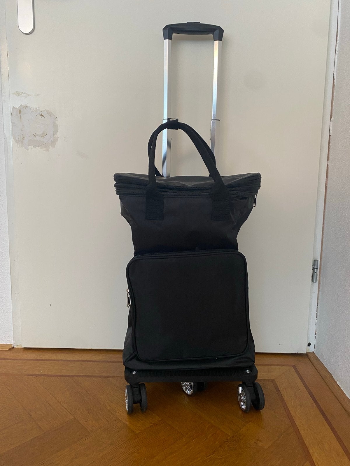 Handige Zwarte Boodschappentrolley met Wieltjes, 40 tot 60 cm, 20 tot 30 cm, Zwart, Ophalen of Verzenden