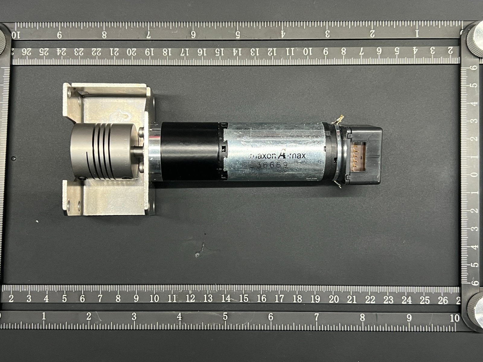 Maxon A-max 26 24V met Maxon Gear (110367) en Encoder, Ophalen of Verzenden, Zo goed als nieuw, Groter dan 1:32
