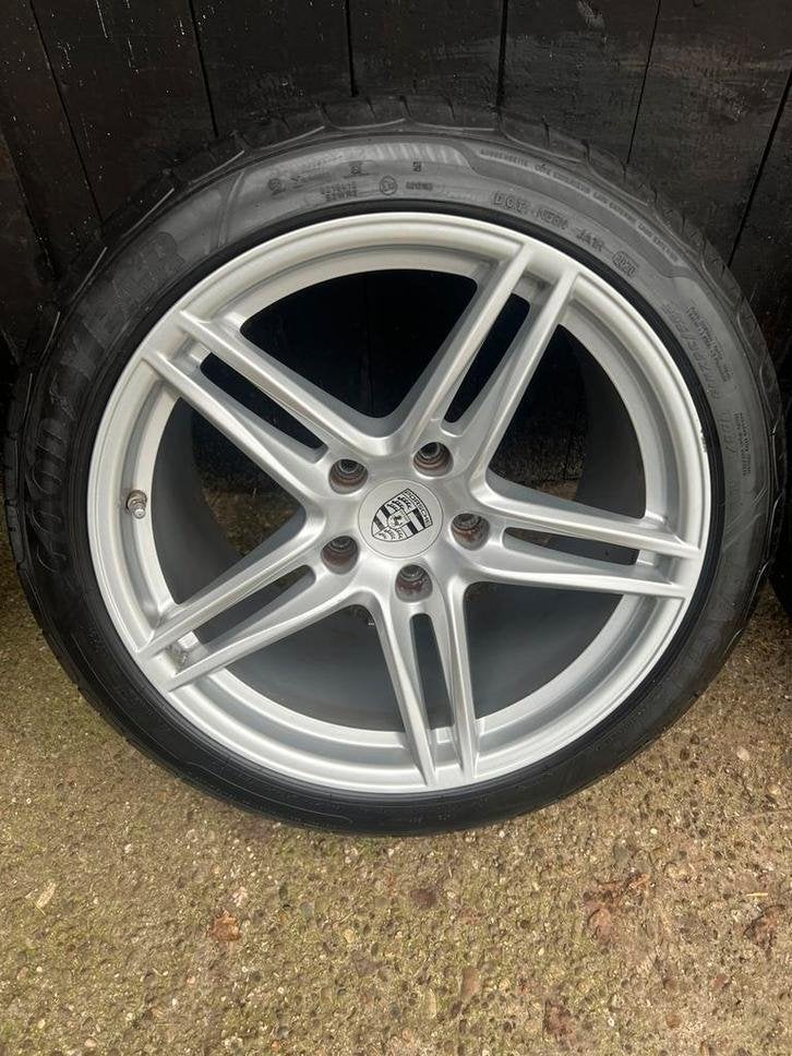 Originele Porsche 911 991.2 2/2s/4/4s goodyear zomer 19? set, Auto-onderdelen, Banden en Velgen, Gebruikt, 295 mm, Banden en Velgen