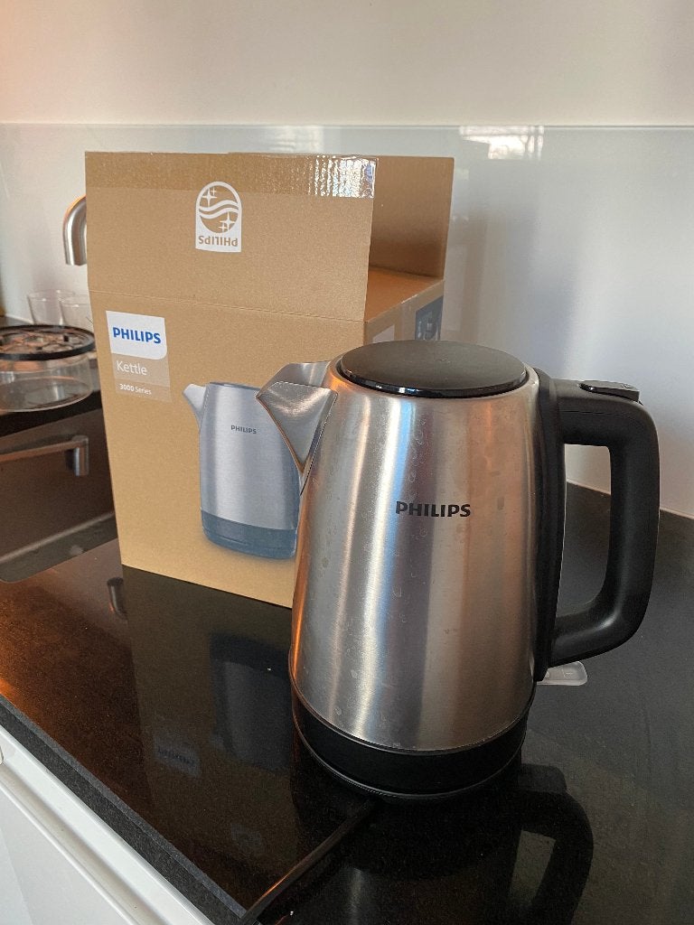 Waterkoker Philips Kettle, zilver, 1 tot 2 liter, Ophalen, Zo goed als nieuw, Rvs