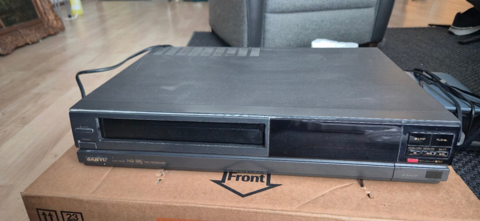 Sanyo vhs videorecorder met afstandbediening, Ophalen of Verzenden, Gebruikt, VHS-speler of -recorder