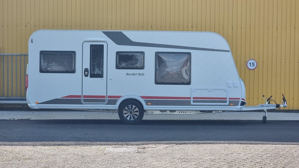 Bürstner Averso 485 TS, Caravans en Kamperen, Caravans, Bedrijf, Bürstner, 6 tot 7 meter, Overige typen