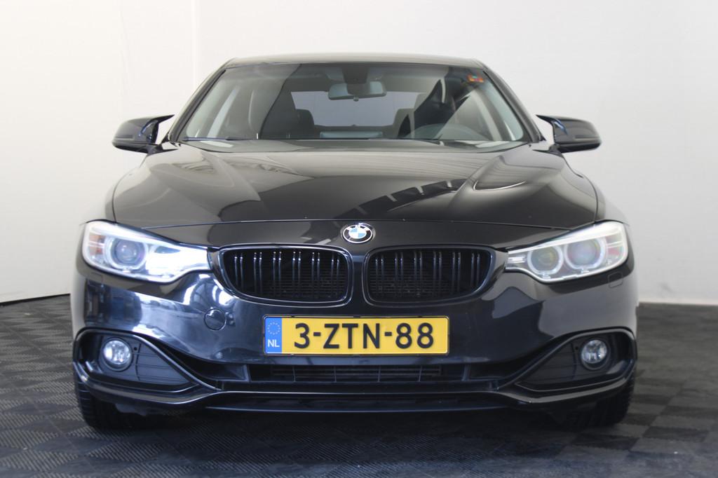 BMW 4 Serie Coupé 420i High Executive (bj 2015), Auto's, BMW, Achterwielaandrijving, Gebruikt, 4 stoelen, Zwart