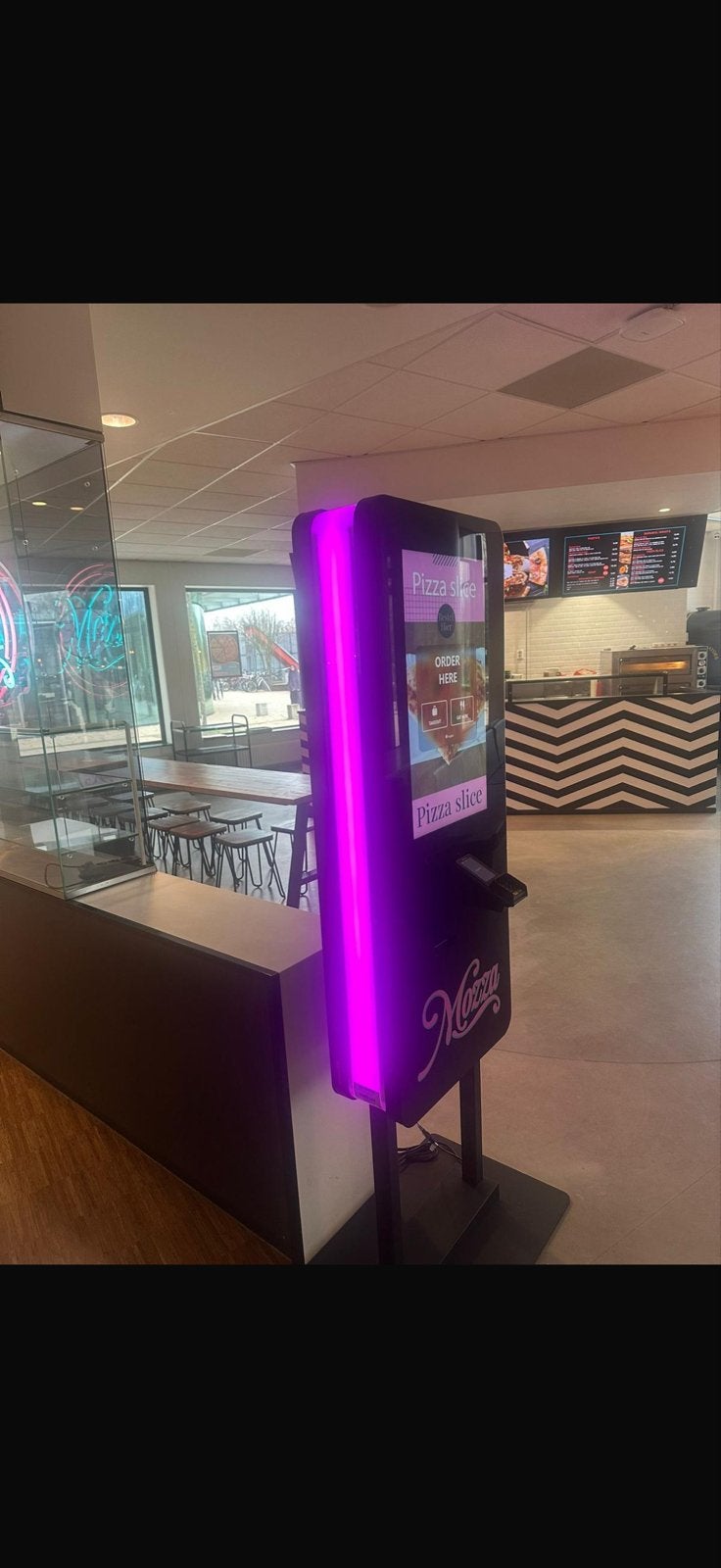 Zelfbedieningskiosk met betaalterminal - branding, Ophalen of Verzenden