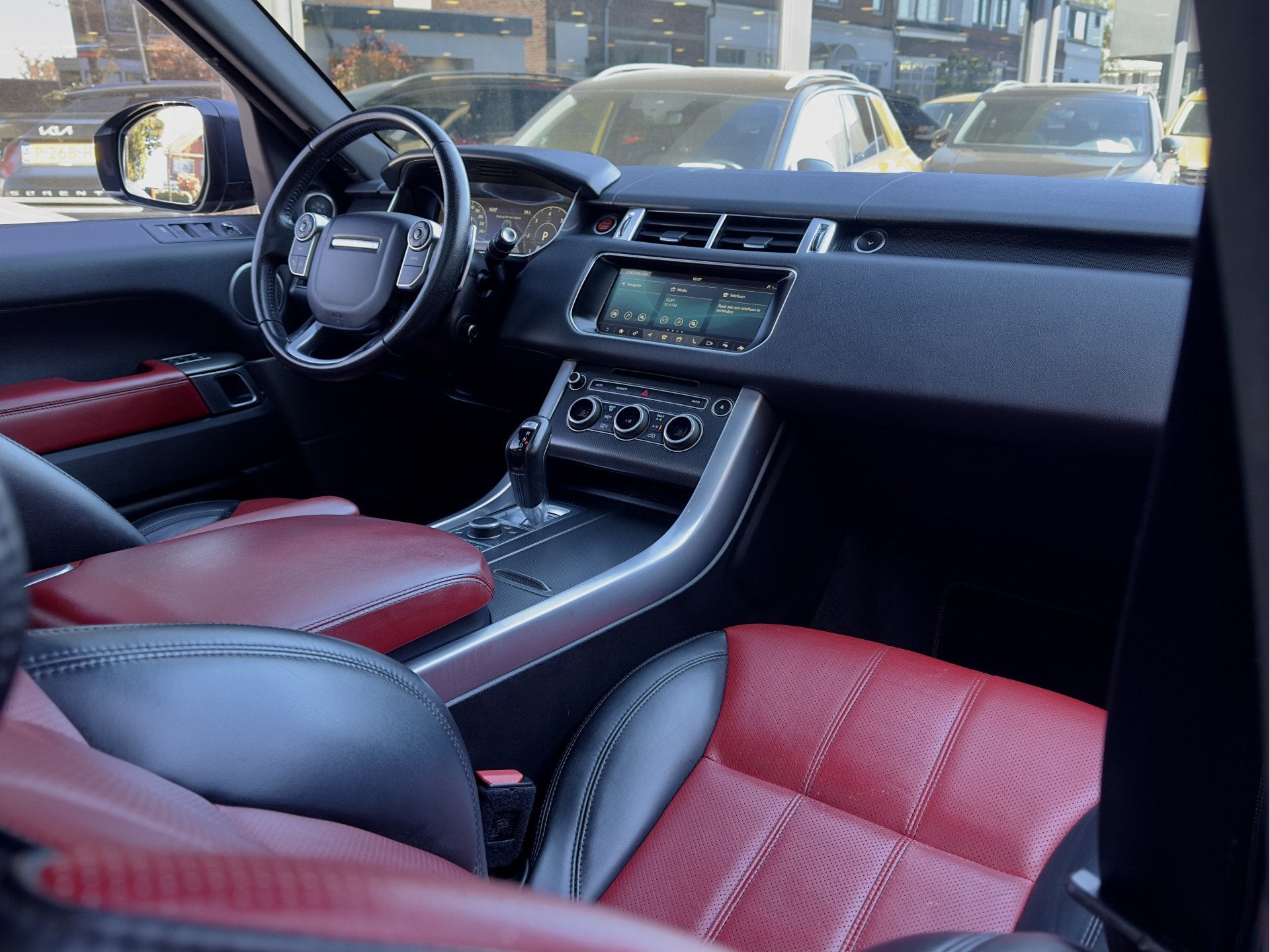 Land Rover Range Rover Sport 3.0 SDV6 AUT8 AUTOBIOGRAPHY DYN, Auto's, Automaat, Euro 6, 2993 cc, 2102 kg
