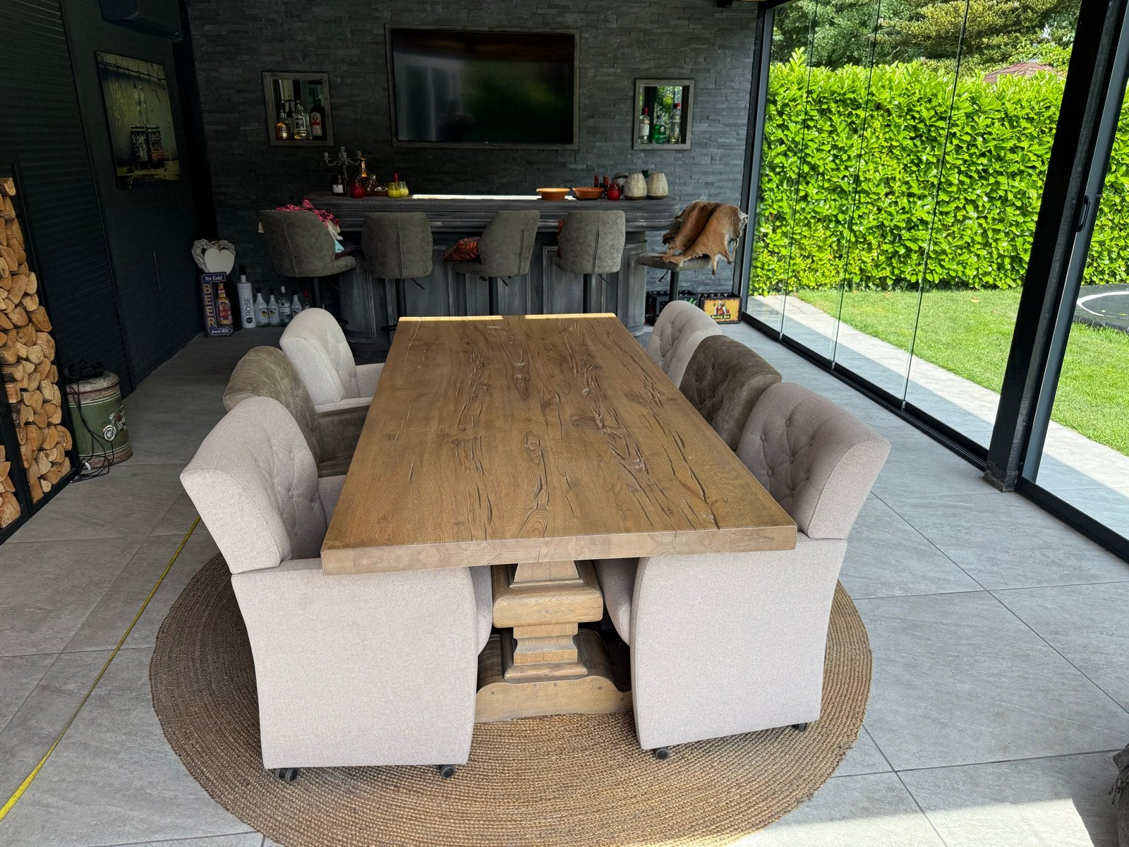 Robuuste eikenhouten eettafel met 8 stoelen, Huis en Inrichting, Gebruikt, 100 tot 150 cm, Eikenhout, 200 cm of meer