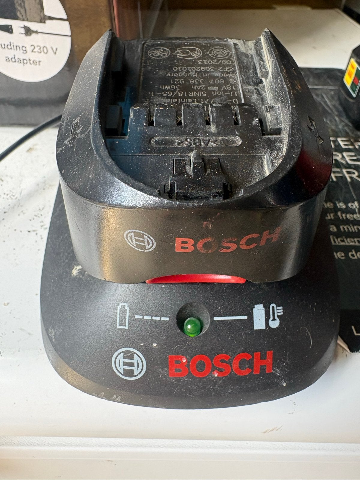 Bosch Acculader met 2x 18V 2.0Ah Accu's, Ophalen of Verzenden, Gebruikt