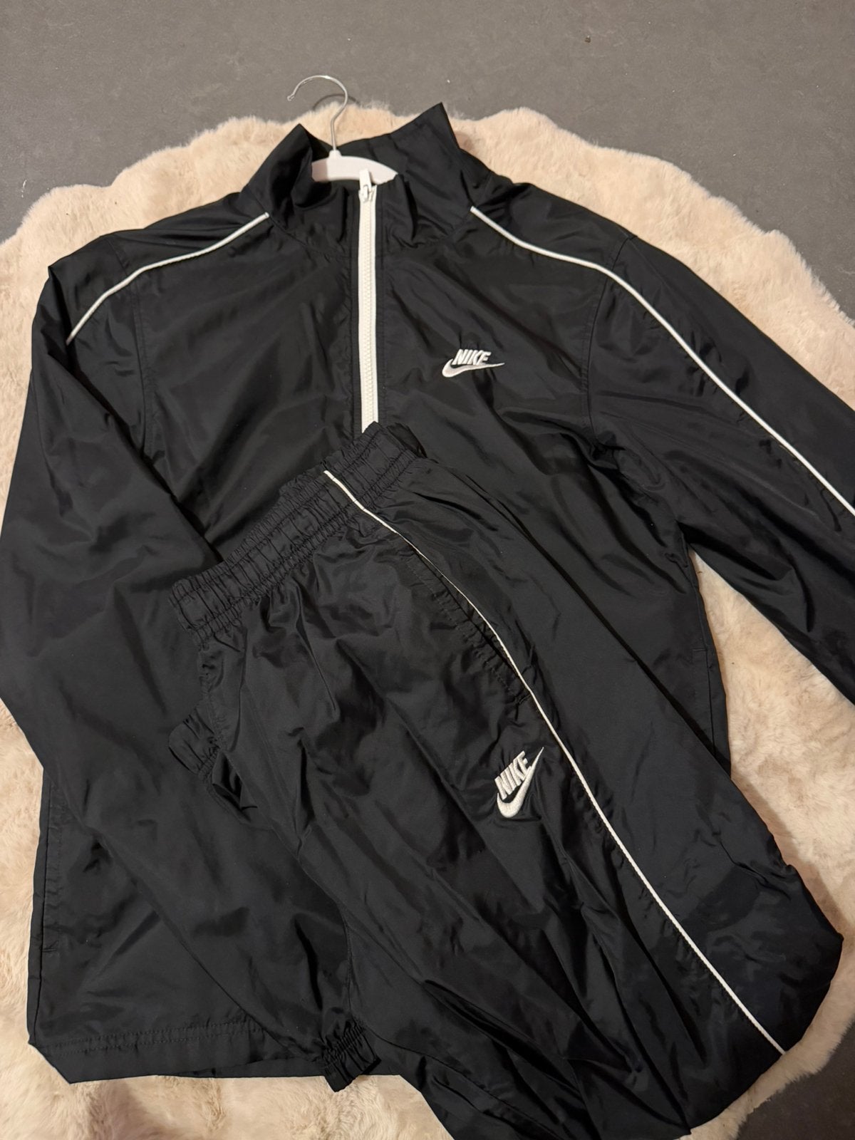 Nike trainigspak, Ophalen of Verzenden, Zo goed als nieuw, Maat 46 (S) of kleiner, Zwart