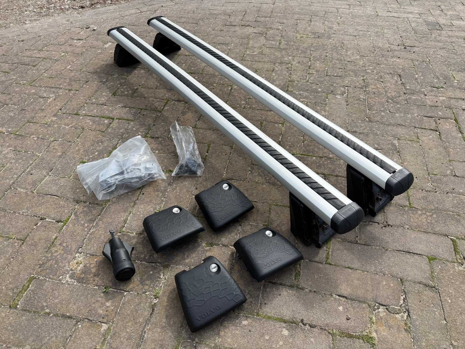 Originele Volvo XC60 dakdragers – Thule – compleet, Ophalen, Gebruikt