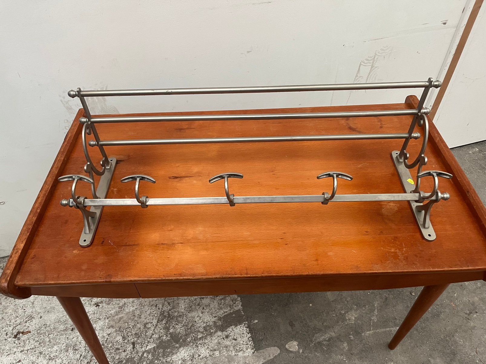Kapstok metaal vintage retro jaren 60-70-80 €75, Wandkapstok, Gebruikt, Ophalen of Verzenden, Minder dan 100 cm