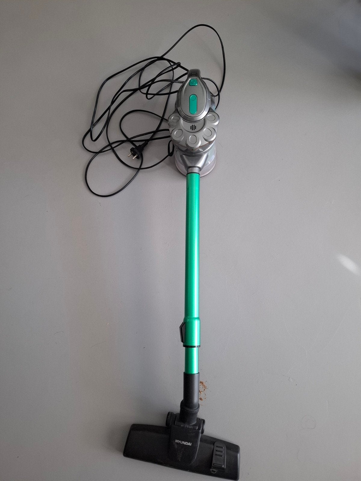 Hyundai Electronics Steelstofzuiger 600W -Green Hulk + snoer, Ophalen, Gebruikt