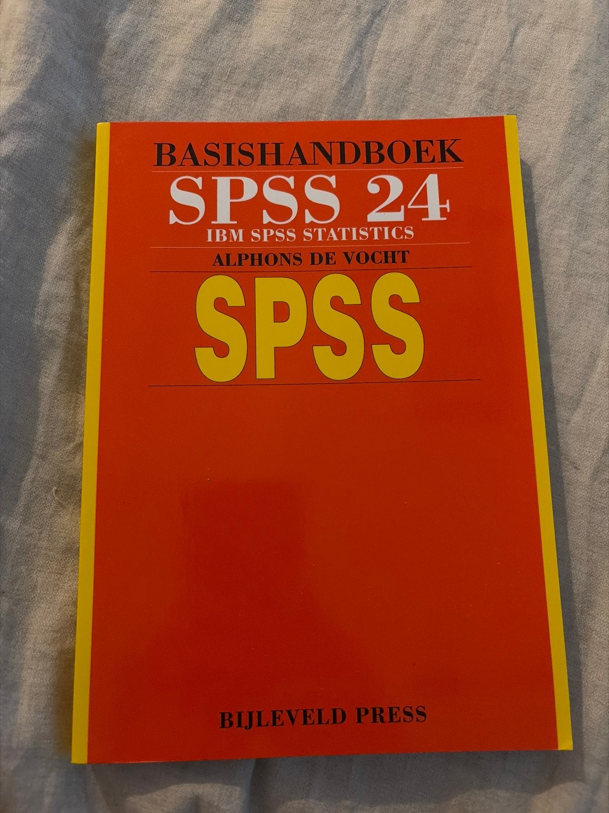 Basishandboek SPSS 24 - IBM SPSS Statistics, Boeken, Studieboeken en Cursussen, Ophalen of Verzenden, Beta, Zo goed als nieuw