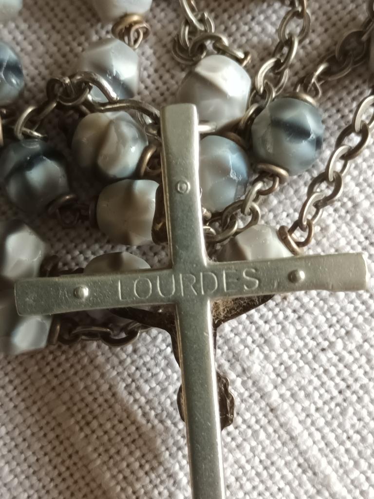 Rozenkrans Lourdes., Ophalen of Verzenden