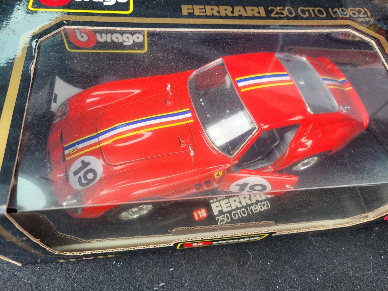 Ferari gto, Hobby en Vrije tijd, Modelauto's | 1:18, Auto, Ophalen of Verzenden, Bburago, B