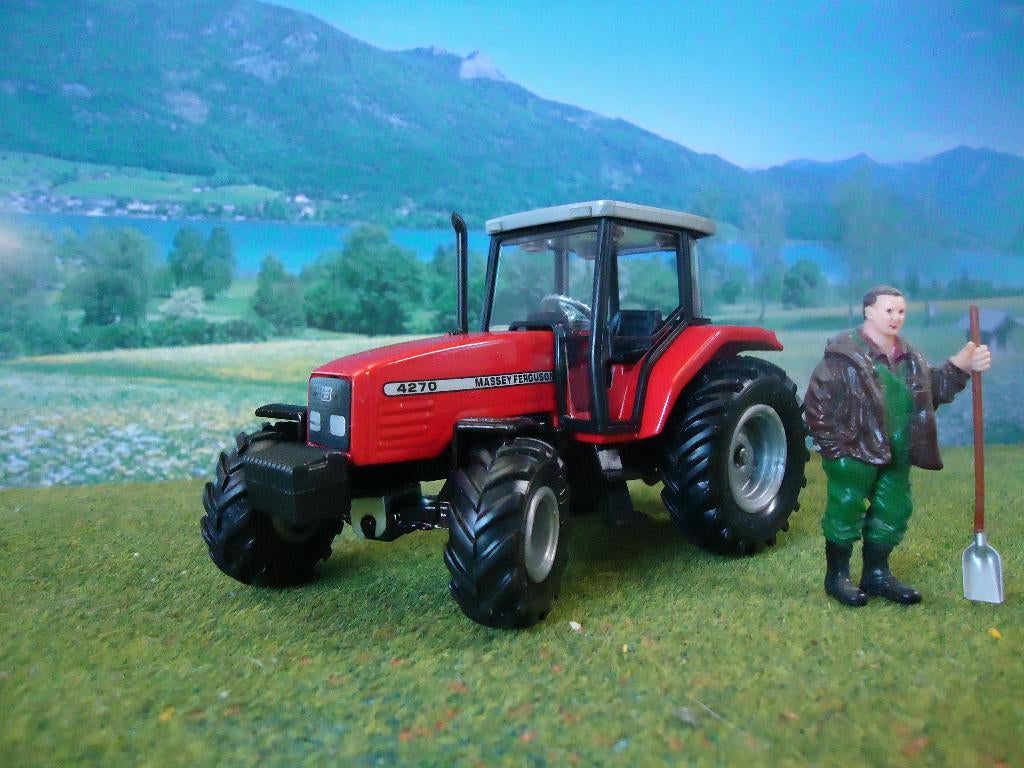 1/32 Massey Ferguson 4270 Siku 2654, Hobby en Vrije tijd, Ophalen of Verzenden, Nieuw, Auto, Overige merken