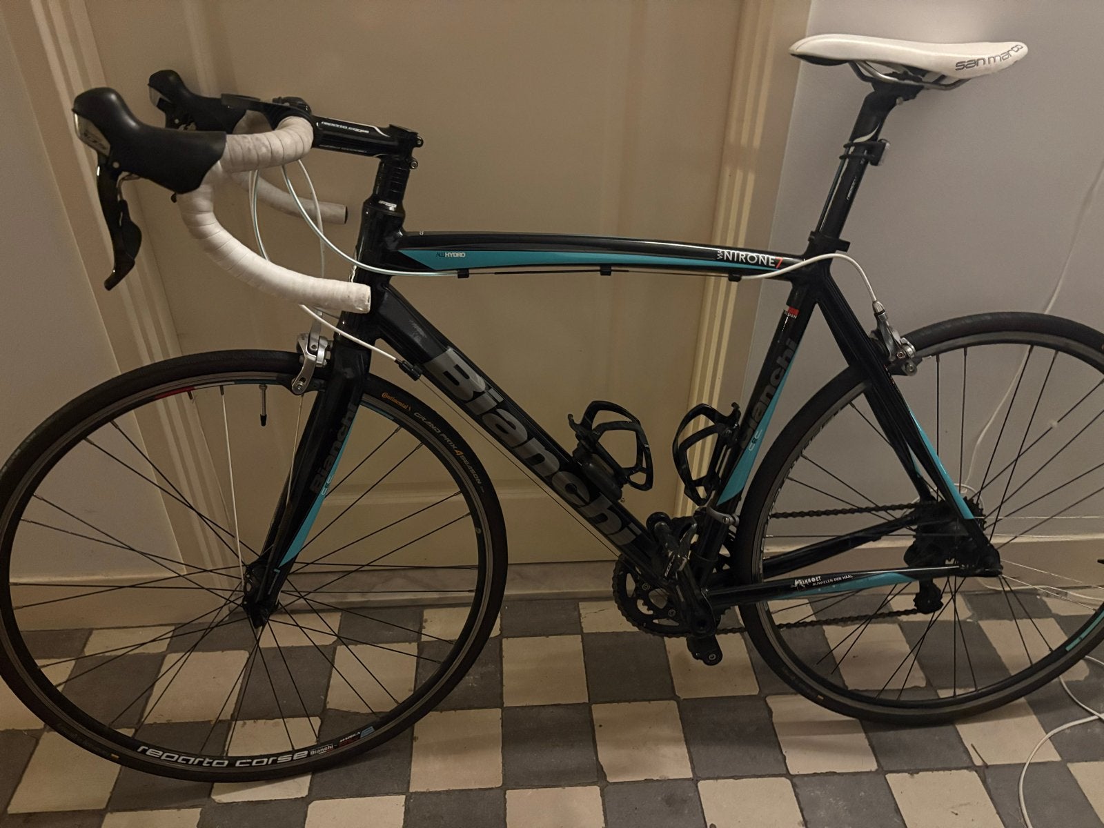 Bianchi racefiets - Zeer goede staat, 28 inch, Aluminium, Zo goed als nieuw, Meer dan 20 versnellingen