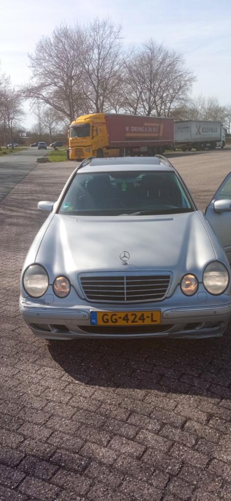 Mercedes-Benz Mercedes 2000 Grijs, Auto's, 1660 kg, 3222 cc, 7 stoelen, 23 km/l