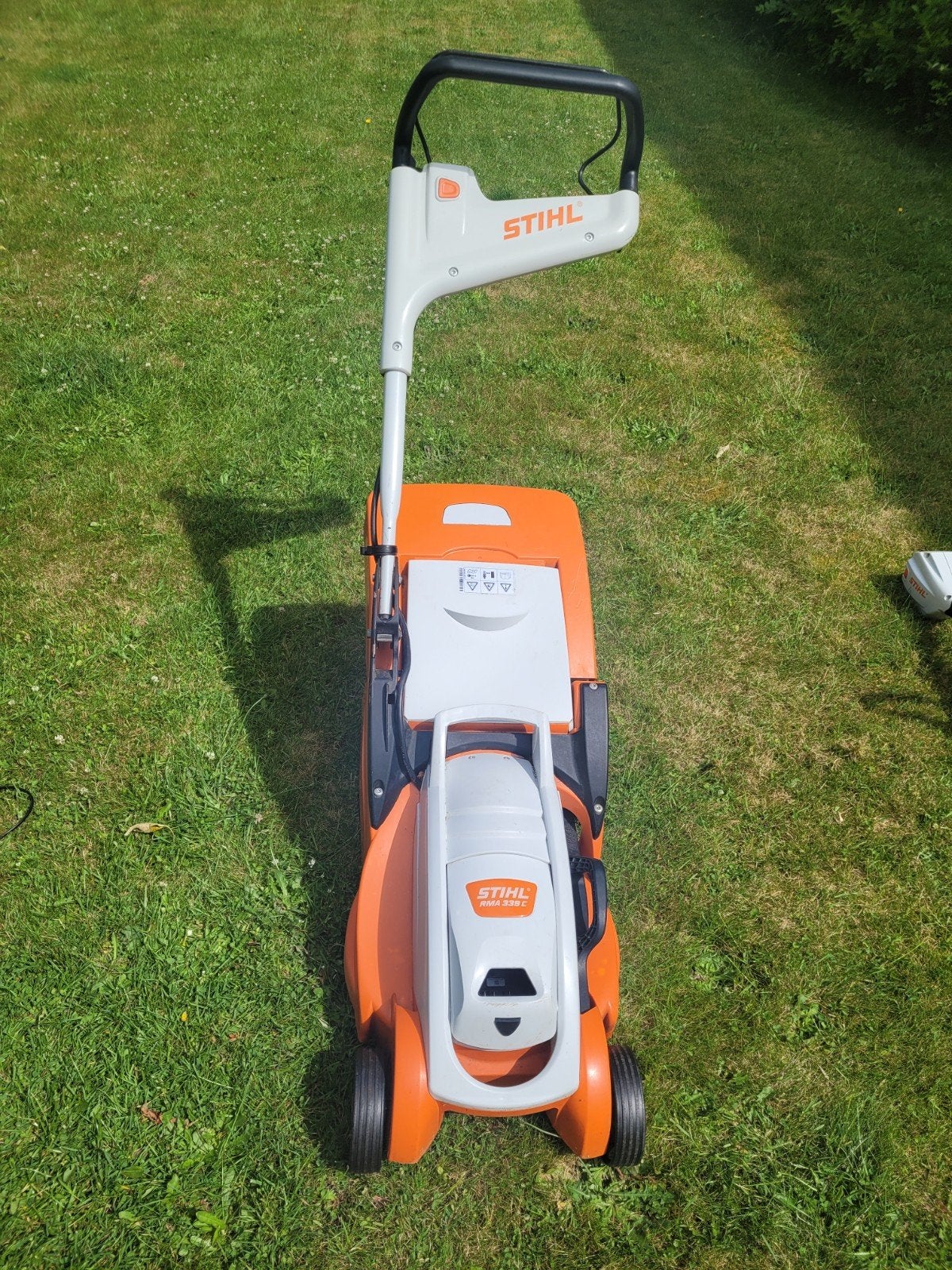 Stihl Grasmaaier RMA 339 C & Kantenmaaier FSA 56 Set, Ophalen, Gebruikt, Accu-grasmaaier, Stihl