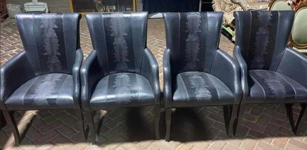 4 stoelen leer, Ophalen, Gebruikt, Twee, Bruin