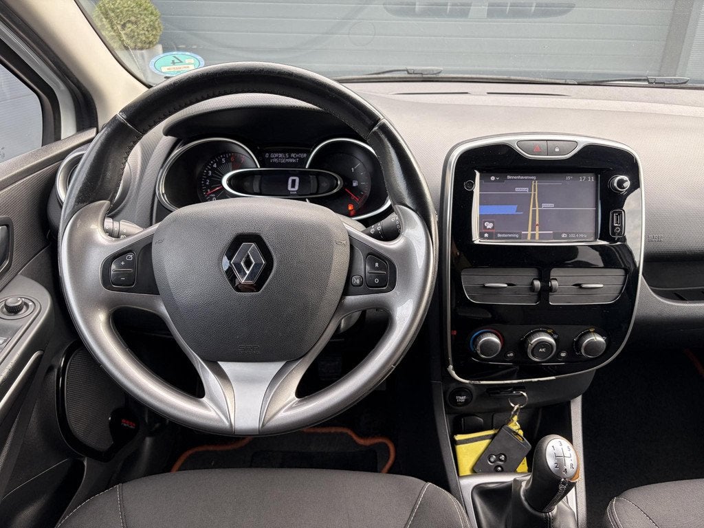 Renault Clio Estate 0.9 TCe Limited 2e Eigenaar,Navi,Trekhaa, Auto's, Renault, Voorwielaandrijving, Gebruikt, 580 kg, 1064 kg