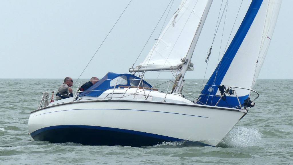 Zeiljacht Bries, Watersport en Boten, Kajuitzeilboten en Zeiljachten, Ophalen, Gebruikt, Diesel, Van de Stadt