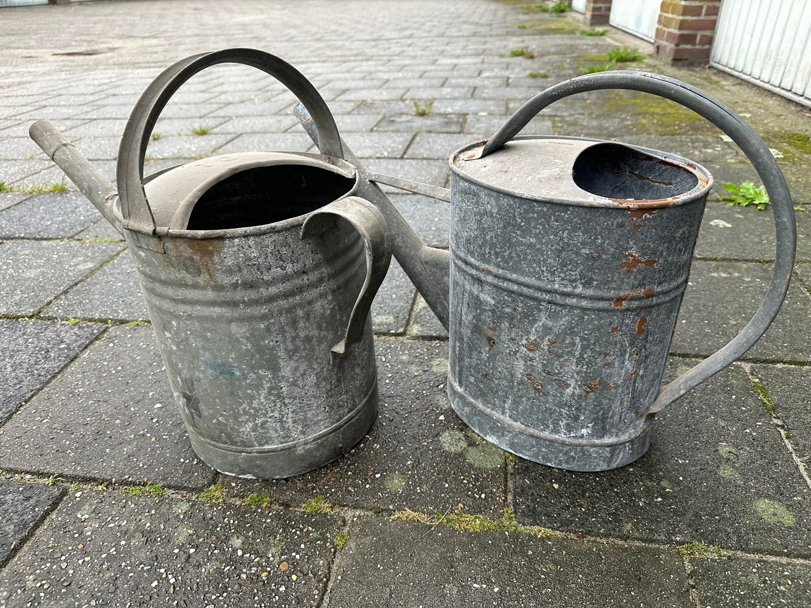 Set van 2 vintage zinken gieters, decoratief, Ophalen, Gebruikt, Overige materialen