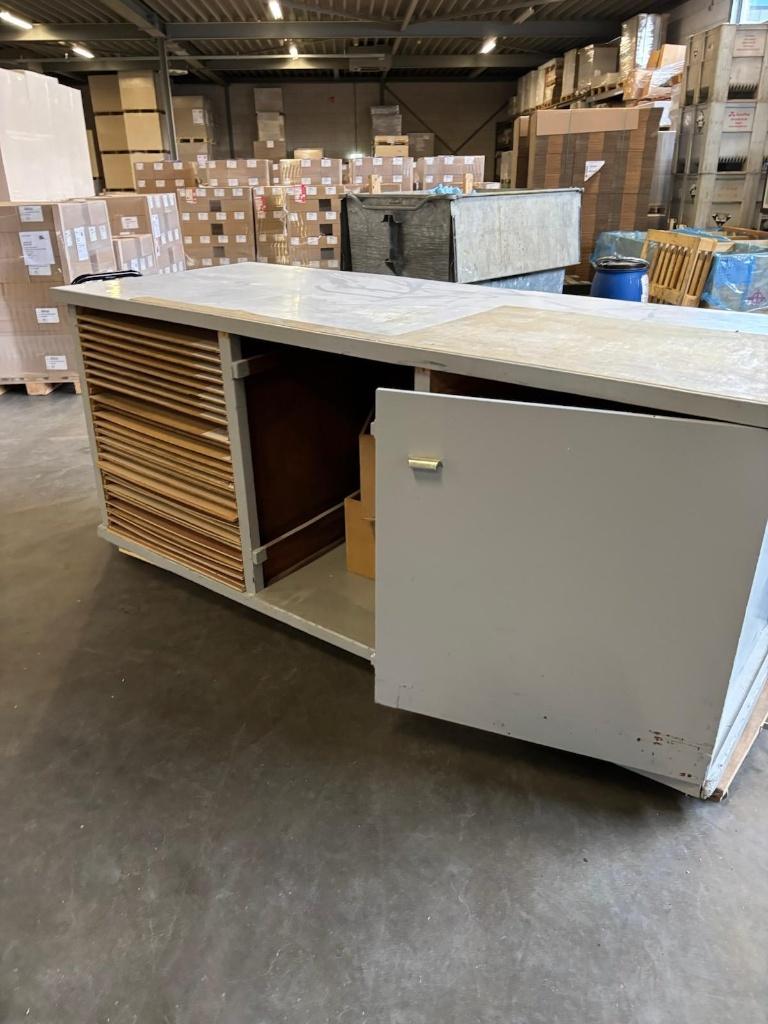 Houten kast groot, Ophalen, Gebruikt
