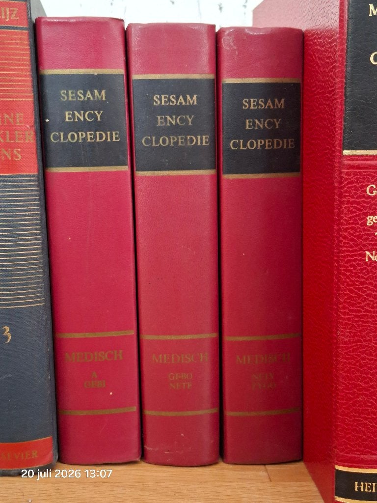 Kleine Medische Encyclopedie, Boeken, Encyclopedieën, Gelezen, Medisch, Complete serie, Sesam