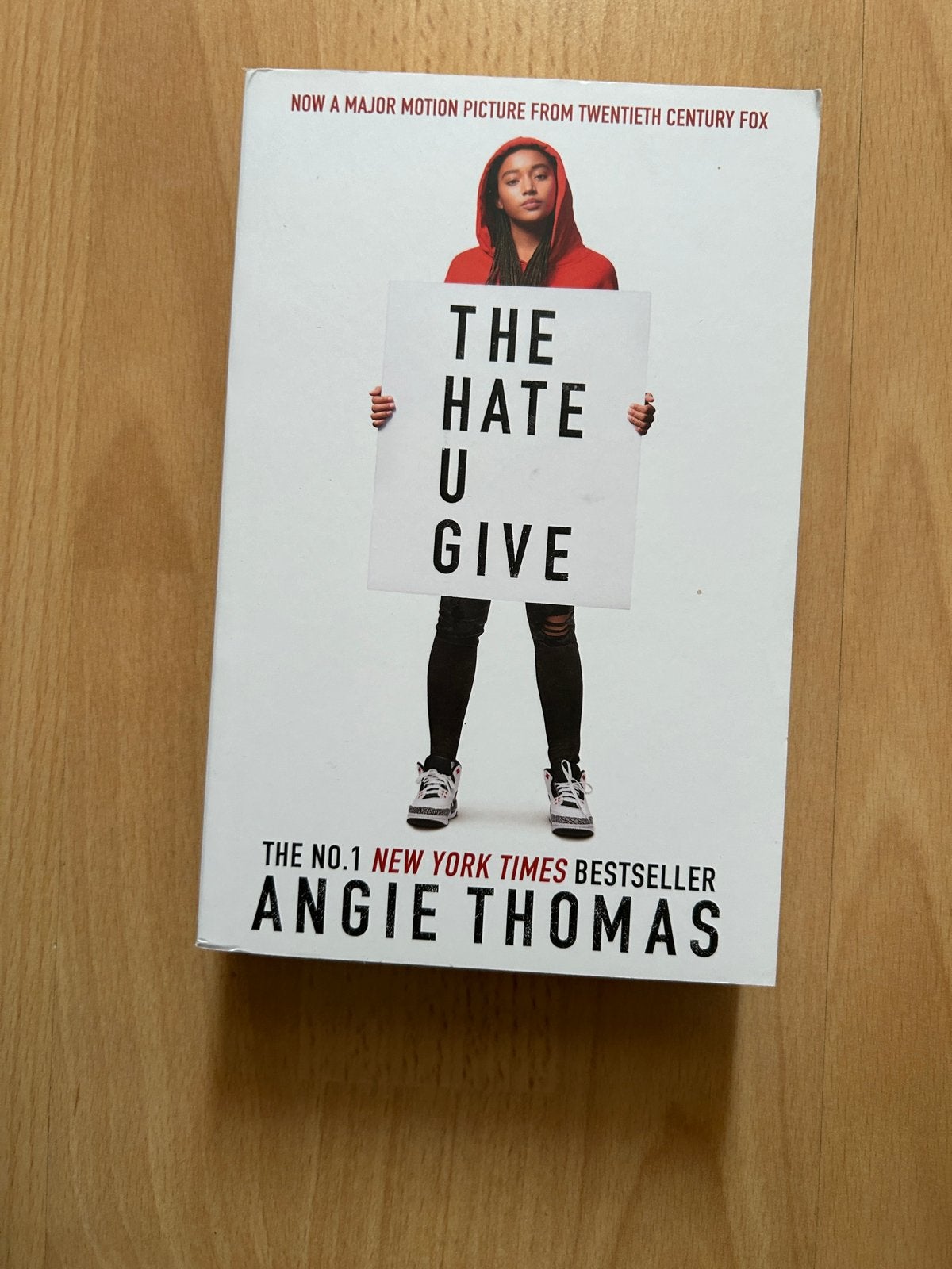 The Hate U Give - Angie Thomas (nieuw), Boeken, Ophalen of Verzenden, Nieuw