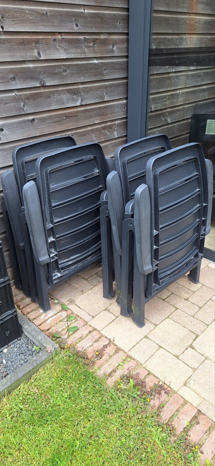 4 blauwe Jardin tuinstoelen in goede staat, Ophalen, Gebruikt, Plastic, Stapelbaar