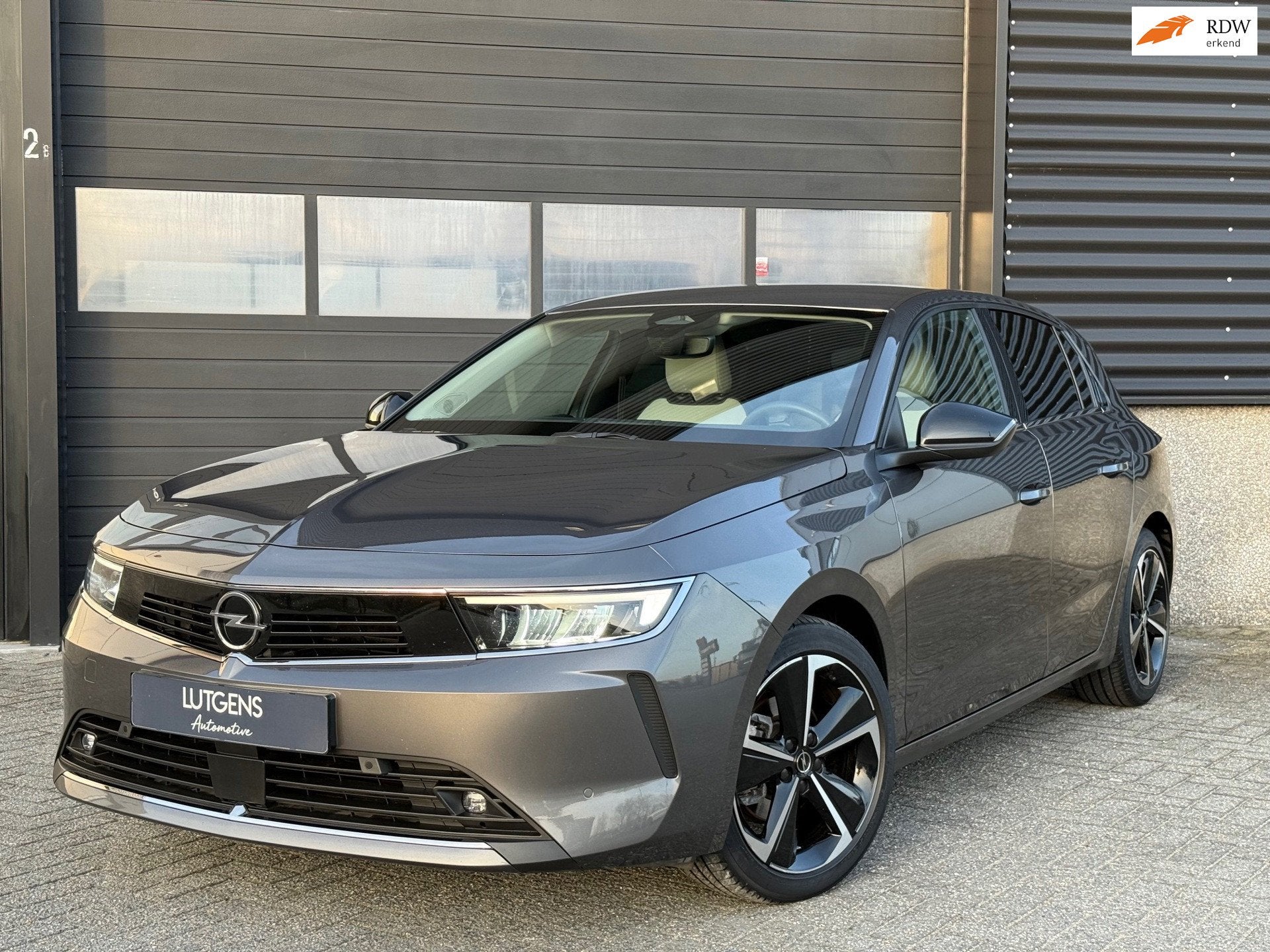 Opel Astra 1.2 GS-line Navigatie Camera Cruise Automaat, Gebruikt, 1199 cc, Alcantara, Origineel Nederlands