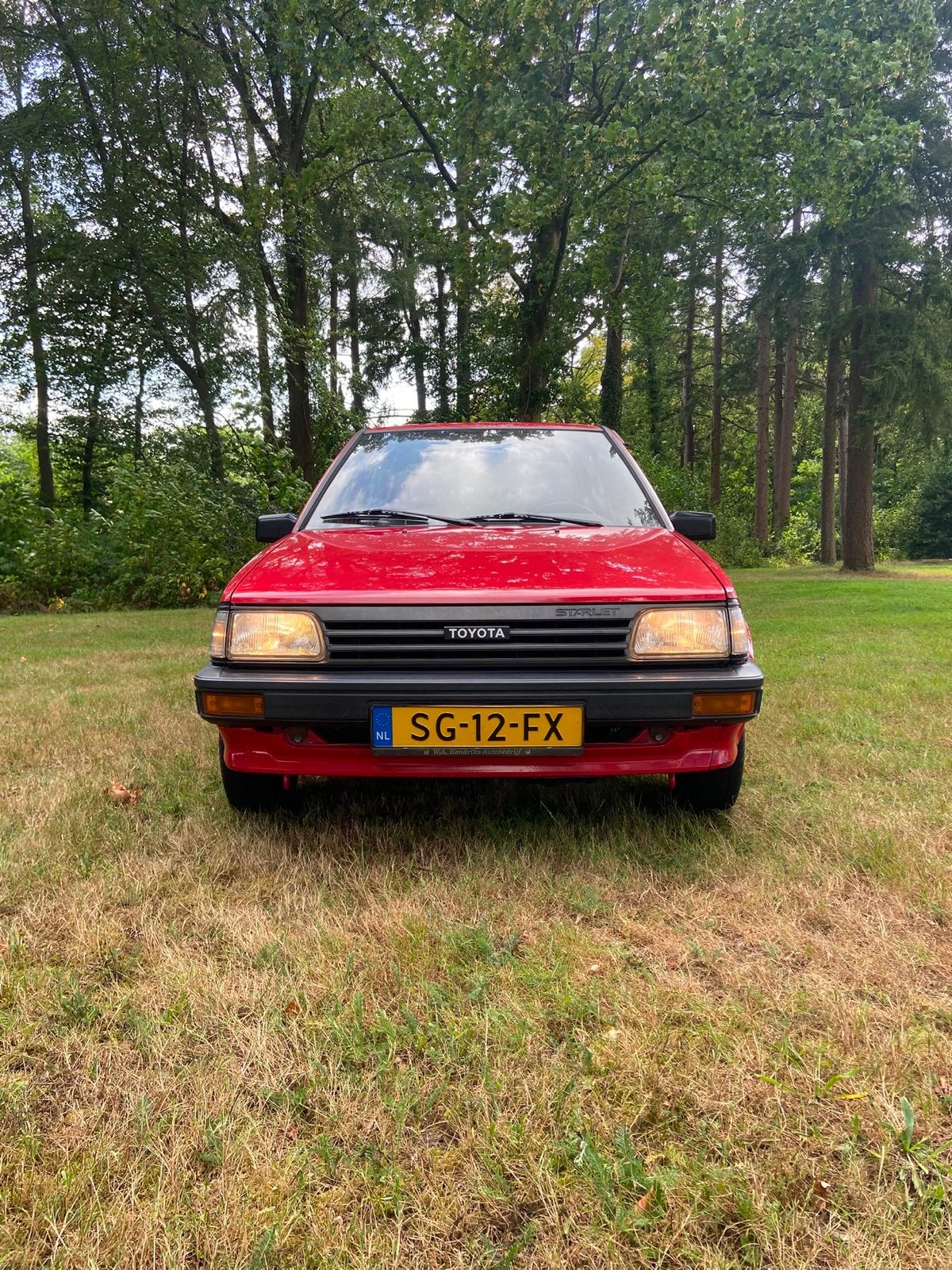 Toyota Starlet 1.0 DL 12V S6 1987 Rood, Auto's, Voorwielaandrijving, 54 pk, 4 cilinders, Starlet