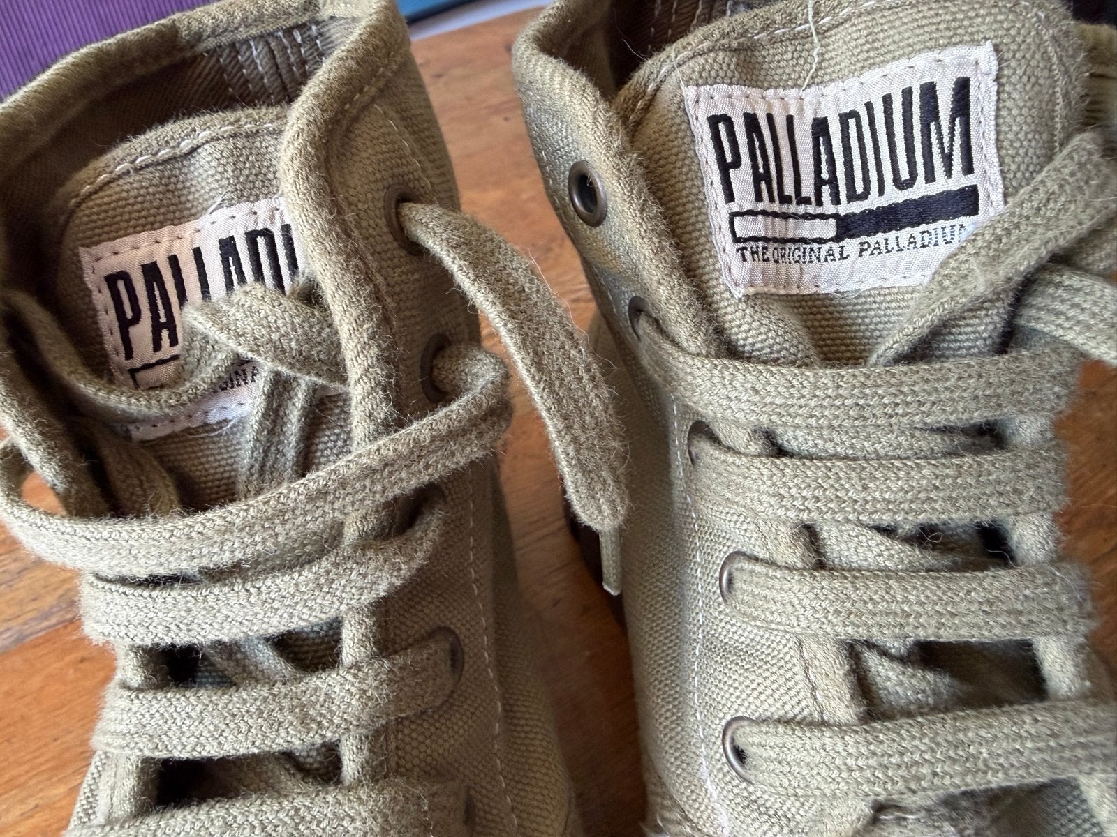 Palladium legergroen 37, Ophalen of Verzenden, Zo goed als nieuw, Groen, Sneakers of Gympen