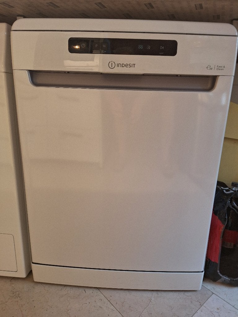 Te koop Indesit vaatwasser, Ophalen, Gebruikt, Wit, 50 tot 100 cm