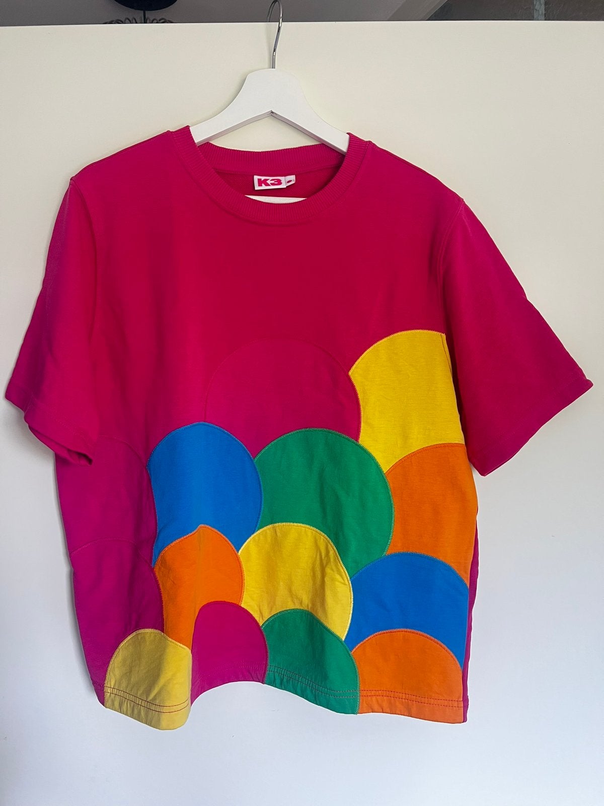 K3 outfit, roze shirt (Oya Lélé), Ophalen of Verzenden, Zo goed als nieuw, Roze, Korte mouw