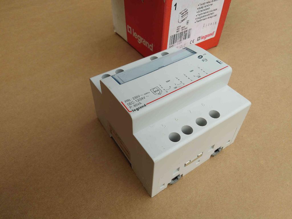Transformator trafo Legrand 413097 12/24 V AC  40 VA  NIEUW, Ophalen of Verzenden, Nieuw