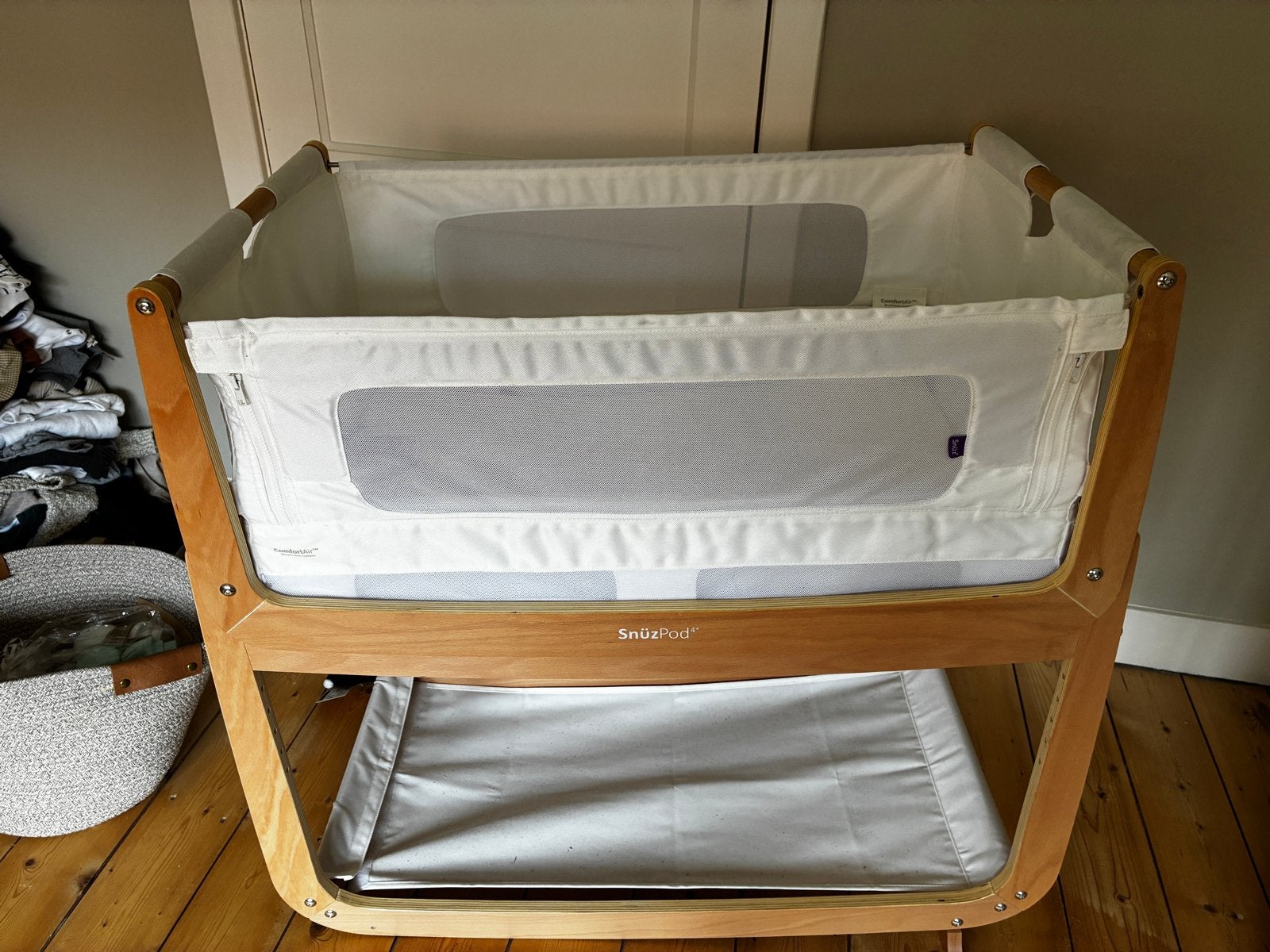 SnüzPod4 Co-Sleeper Wieg - Als nieuw, Ophalen, Zo goed als nieuw, Wieg