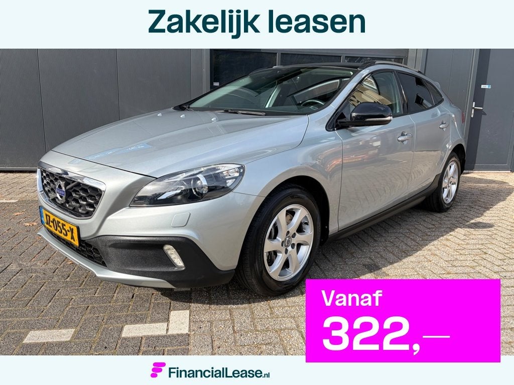 Volvo V40 Cross Country 1.5 T3 Momentum, Pano, Navi, PDC, Cr, Euro 6, Leder en Stof, Origineel Nederlands, 152 pk