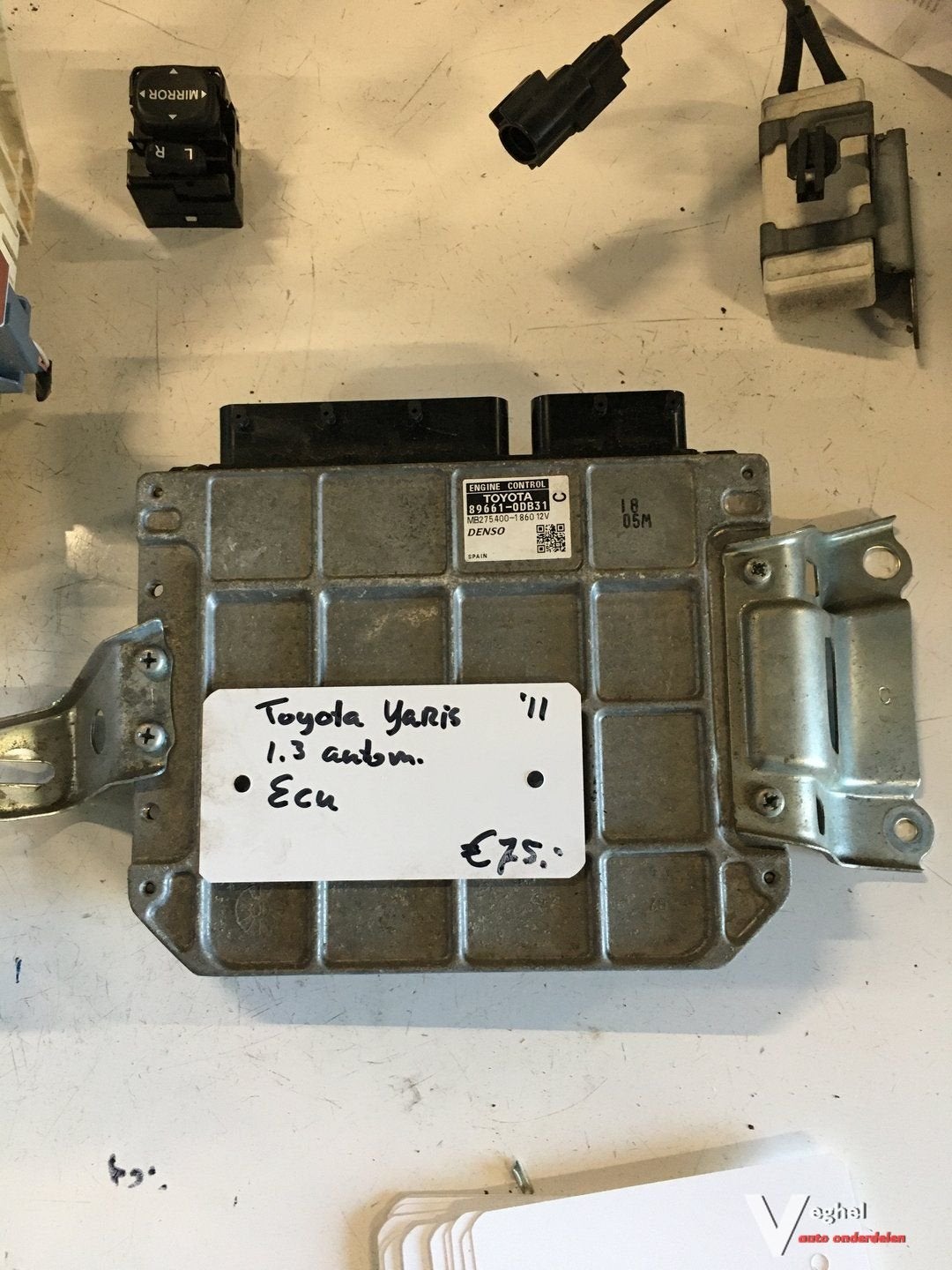 Toyota Yaris 1.3 Automaat 2011 5drs  ECU